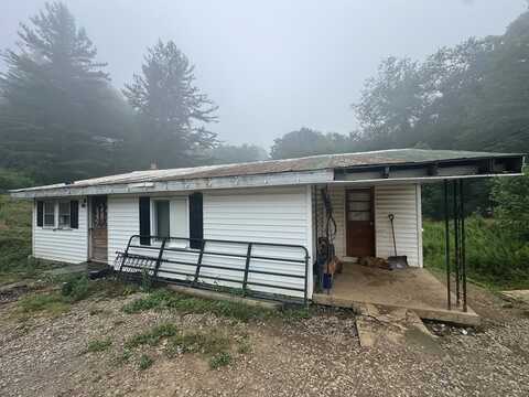 44391 Midland Trail, RAINELLE, WV 25962