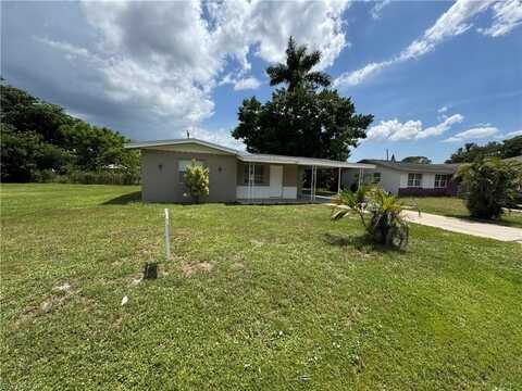 12613 5th, FORT MYERS, FL 33905