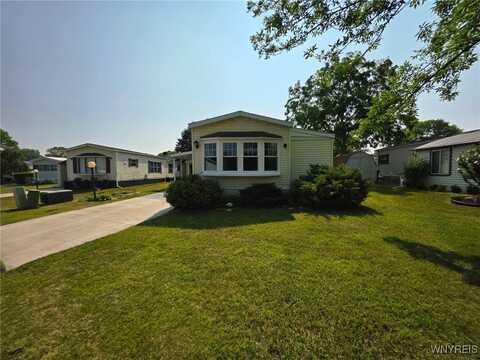 30 Marseille Avenue, West Seneca, NY 14224