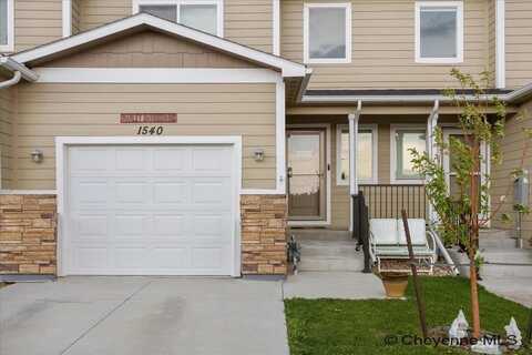 1540 RICHARD MARTIN DR, Cheyenne, WY 82007