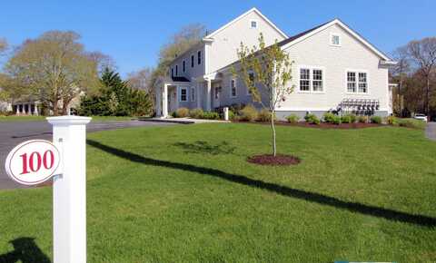 100 Dillingham Avenue, Falmouth, MA 02540