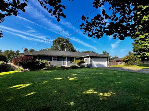 18396 Hall Drive, Mount Vernon, OH 43050
