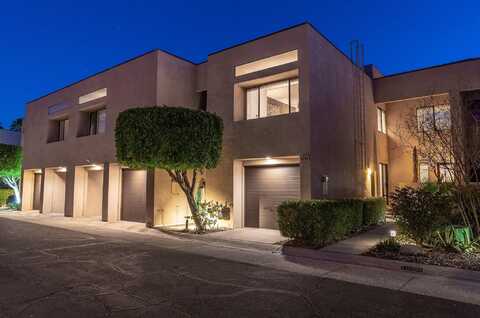943 Village Square Square S, Palm Springs, CA 92262