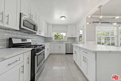 10731 Gothic Ave, Granada Hills, CA 91344