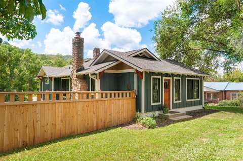 331 Painter Street, Canton, NC 28716