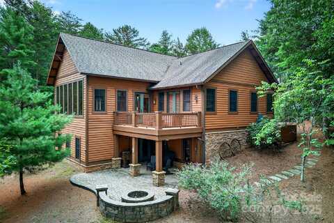 1077 Ten Whigs Ridge unit: 35, Nebo, NC 28761