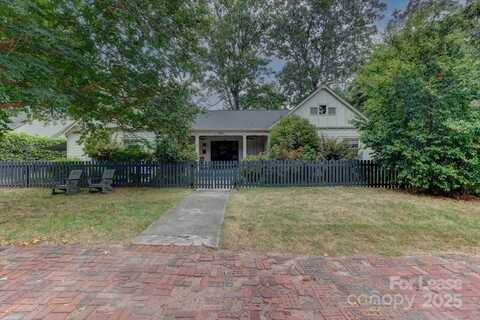 2020 Tippah Avenue, Charlotte, NC 28205