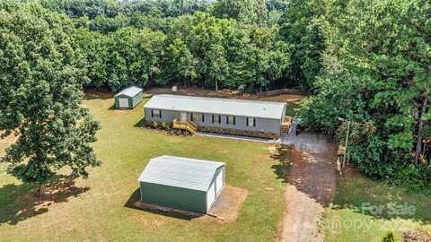 2800 N Brushwood Circle, Newton, NC 28658