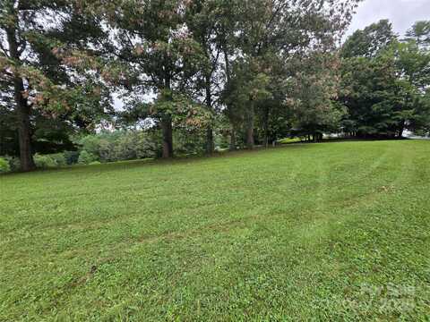 388 Settlers Trail unit: 32, Mars Hill, NC 28754