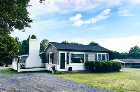 2202 16th Avenue NE, Hickory, NC 28601