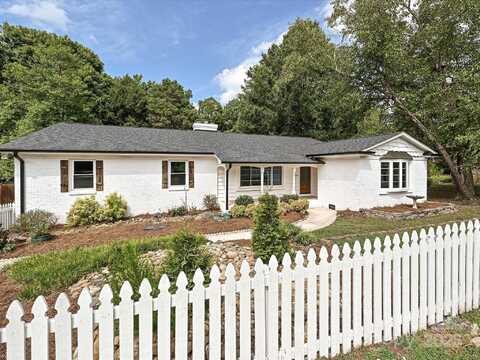 3849 Bon Rea Drive, Charlotte, NC 28226