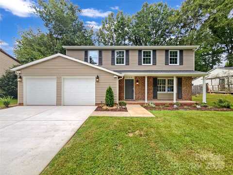 7134 Rollingridge Drive, Charlotte, NC 28211