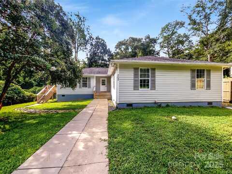 205 Mauney Street, Mount Holly, NC 28120