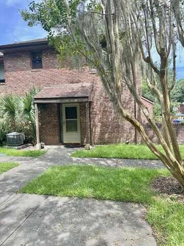 4321 Great Oak Drive, North Charleston, SC 29418