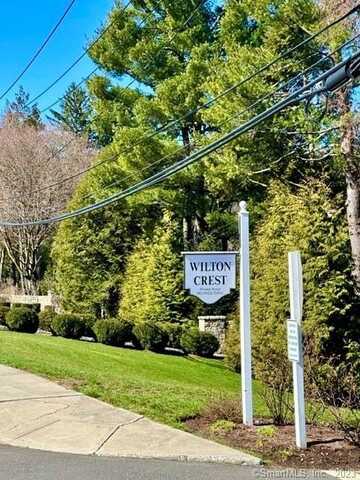 93 Wilton Crest, Wilton, CT 06897