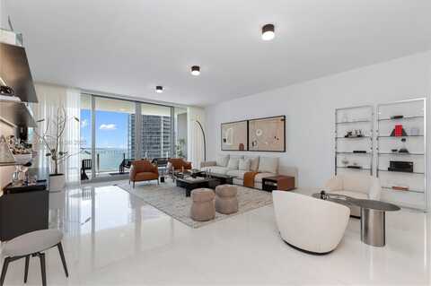 300 Biscayne Boulevard Way 2504C, Miami, FL 33131