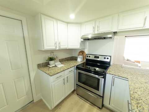 1004 SW 3rd Avenue, Boynton Beach, FL 33426