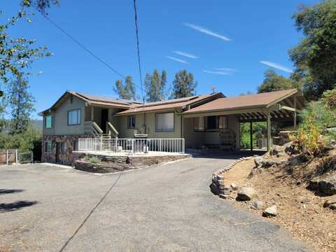 50689 Critter Creek Lane, Oakhurst, CA 93644