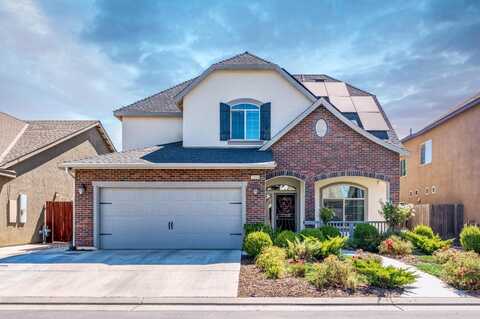7314 Lacey Drive N, Fresno, CA 93722