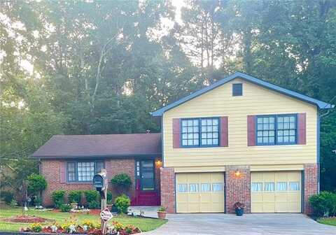 2056 Wellborn Close, Lithonia, GA 30058