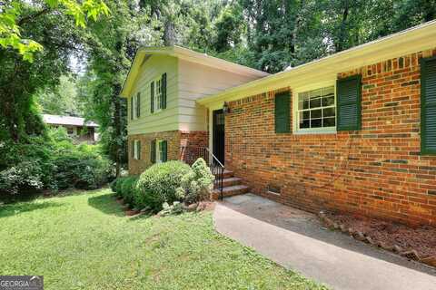 2802 Leisure Woods, Decatur, GA 30034