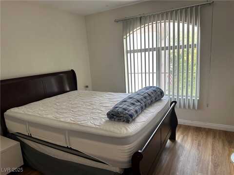 4555 E Sahara Avenue, Las Vegas, NV 89104