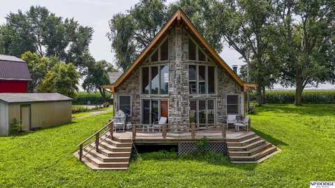 4877 Lake Shore Drive, Tekamah, NE 68061