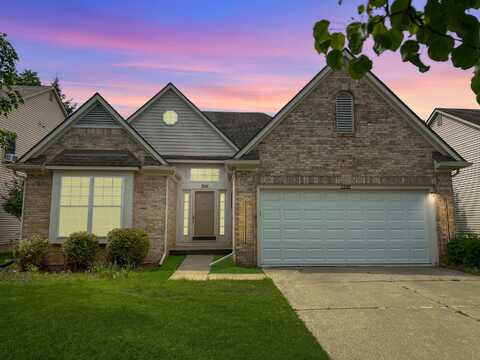 3381 Cromwell Road, Ann Arbor, MI 48105