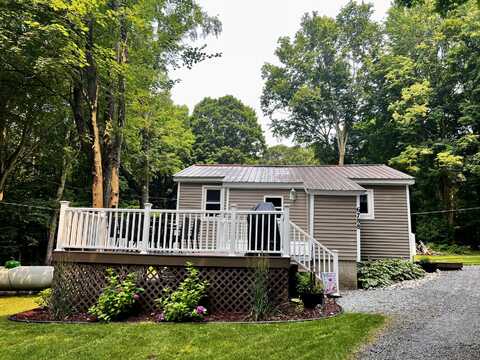6788 Middleton Road, Ludington, MI 49431