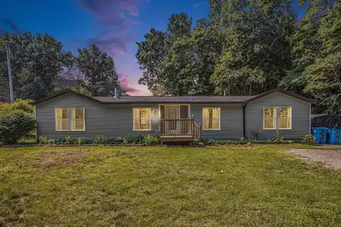 5520 E C Avenue, Richland, MI 49083