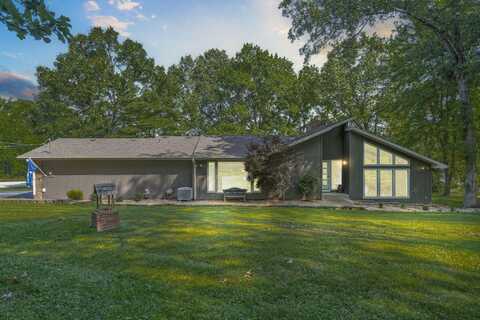 6266 S Farm Road 163, Springfield, MO 65804
