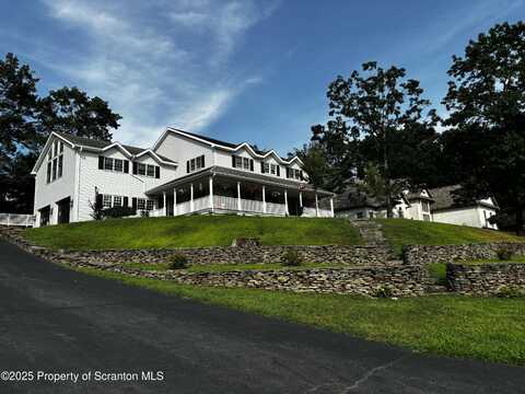 120 Maria Boulevard, Archbald, PA 18403