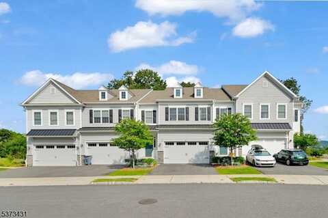 5 Azalea Ln, Cedar Grove, NJ 07009