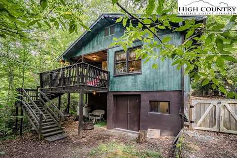 190 Spruce Pine Road, Newland, NC 28657