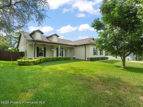 12018 Mississippi Kite Avenue, Brooksville, FL 34614