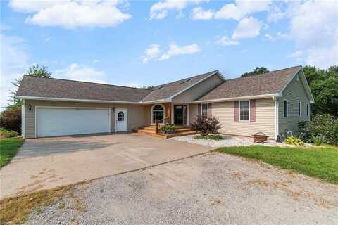 1104 SE Walnut Street, Maysville, MO 64469