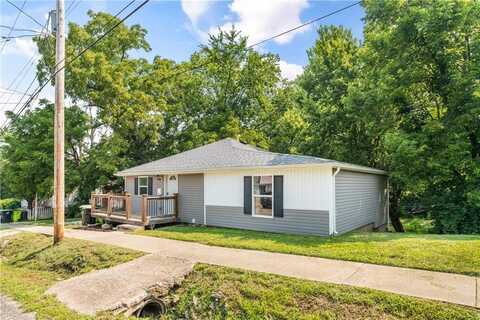 603 N Lexington Street, Harrisonville, MO 64701