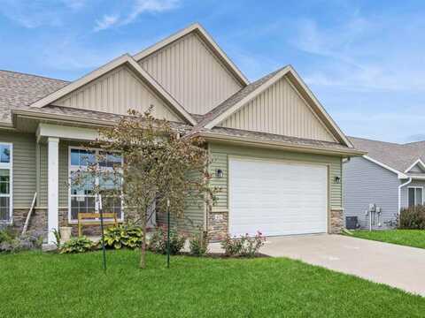 405 Ridge View Dr, WestBranch, IA 52358
