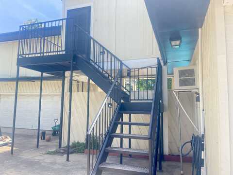 406 Longshadow Rd, Laredo, TX 78041