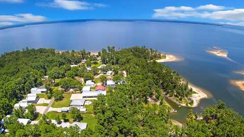 330 Concord Hill Road, Zavalla, TX 75980