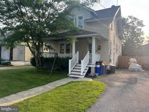 104 E ROLAND, BROOKHAVEN, PA 19015