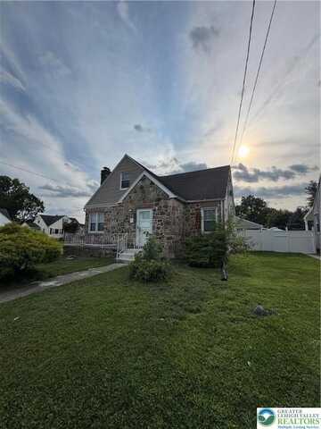 703 Keystone Avenue, Bethlehem, PA 18018