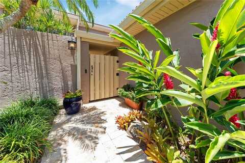 303 Saint Andrews Rd, Hollywood, FL 33021