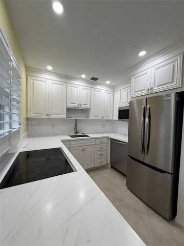 2929 SE Ocean Blvd, Stuart, FL 34996