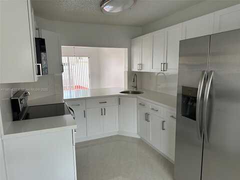 12422 NW 7th Ln, Miami, FL 33182