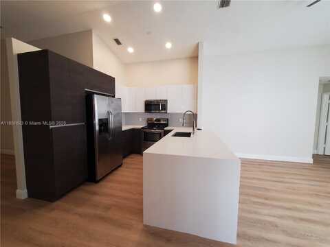 undefined, Weston, FL 33327