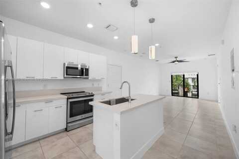 4636 NW 84th Ave, Doral, FL 33166