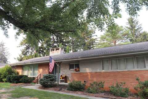 2105 Marlou, Saginaw, MI 48603