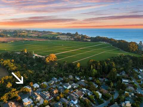 30 Elena RD, LA SELVA BEACH, CA 95076