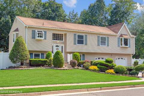 16 Mary Lane, Spotswood, NJ 08884